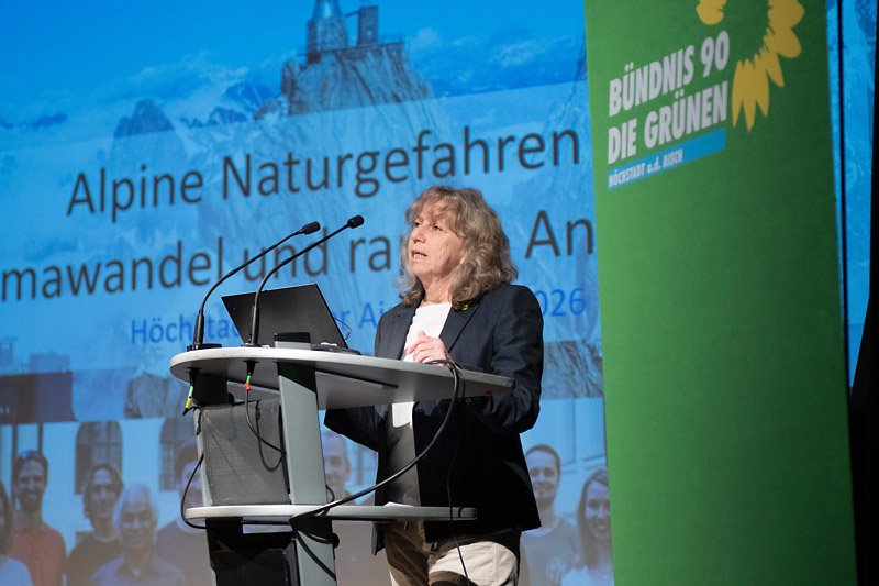 Kreisrätin Lydia Göbel eröffnet die Veranstaltung